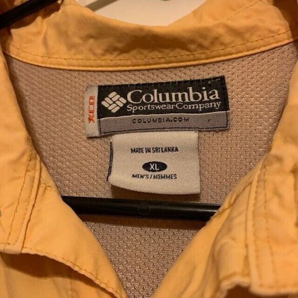 COLUMBIA SIZE XL YELLOW SHORT SLEEVE BUTTON FISHING SHIRT - Picture 2 of 6